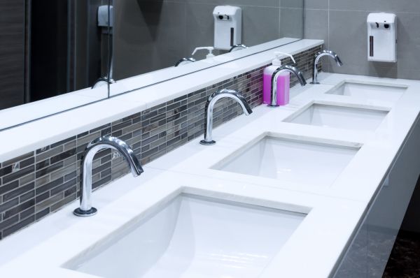 Cost of Commercial Plumbing Service in Lake Worth