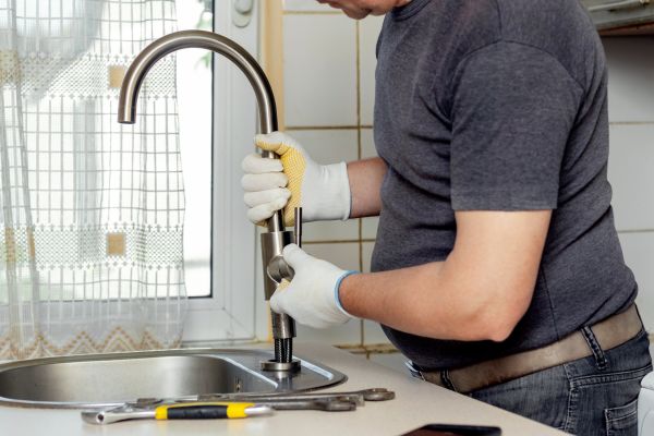 Cost of Kitchen Faucet Leak Repair in Lake Worth
