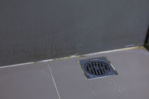 Cost of Bathroom Drain Installation in Lake Worth