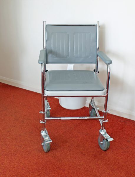 Cost of Commode Replacement in Lake Worth