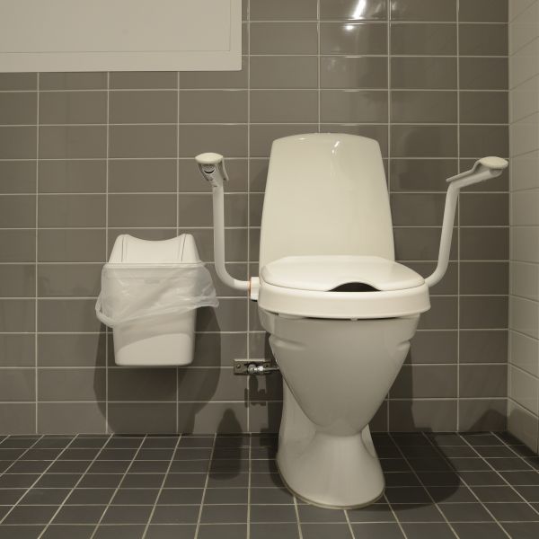 Cost of Commercial Toilet Repair in Lake Worth